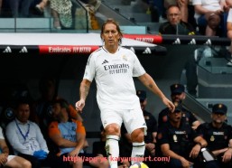 开云体育官网app下载-世俱杯比赛控球时间分析及控球战术变动解读