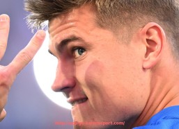 开云体育官网app下载-法甲外援适应性变化过程中的技术调整与表现分析